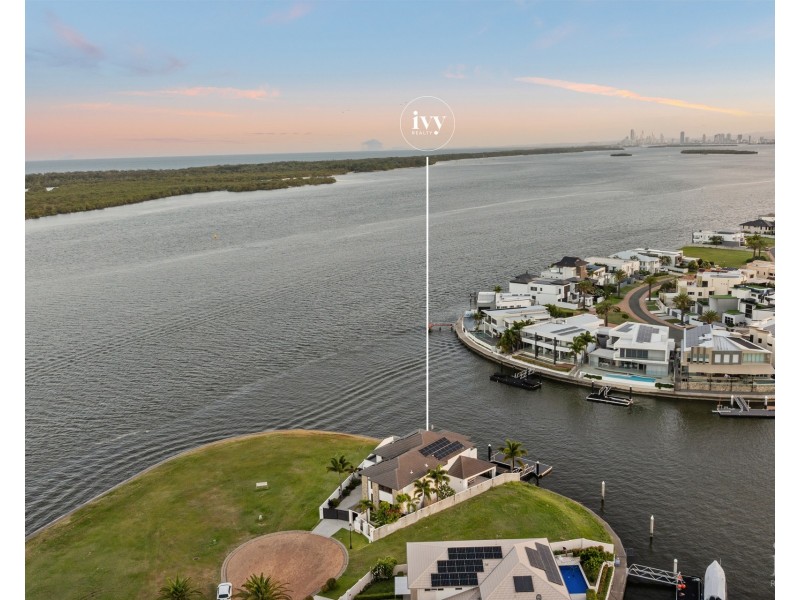 61 Knightsbridge Parade East, Sovereign Islands QLD 4216