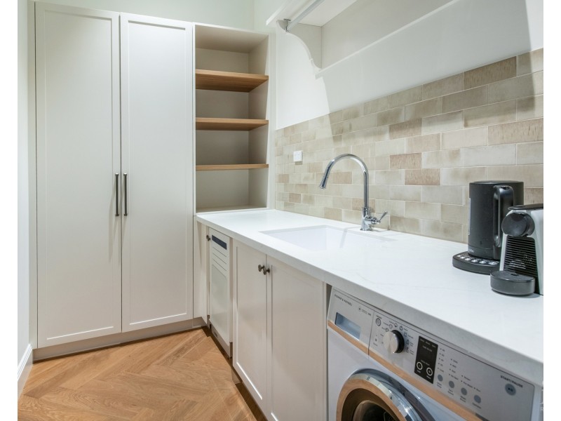 1873 Sawgrass Place, Sanctuary Cove QLD 4212