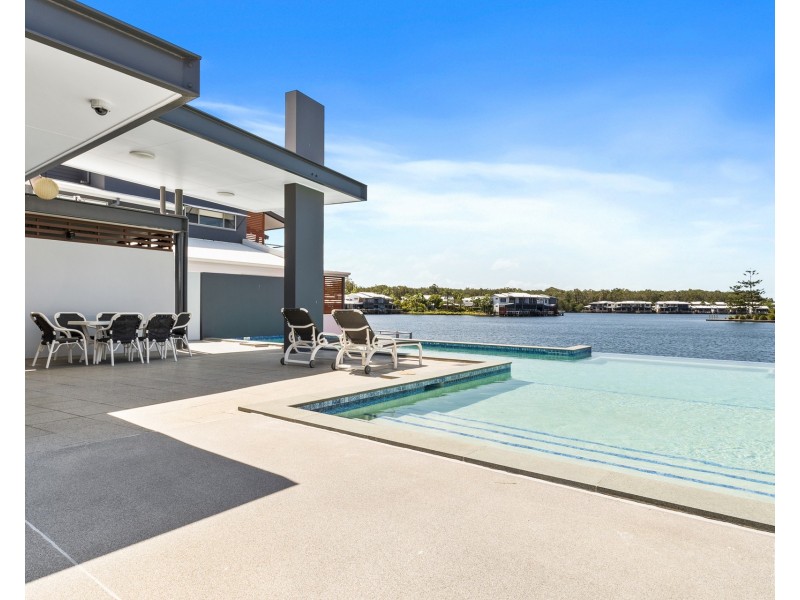 40/181 Lae Drive, Coombabah QLD 4216