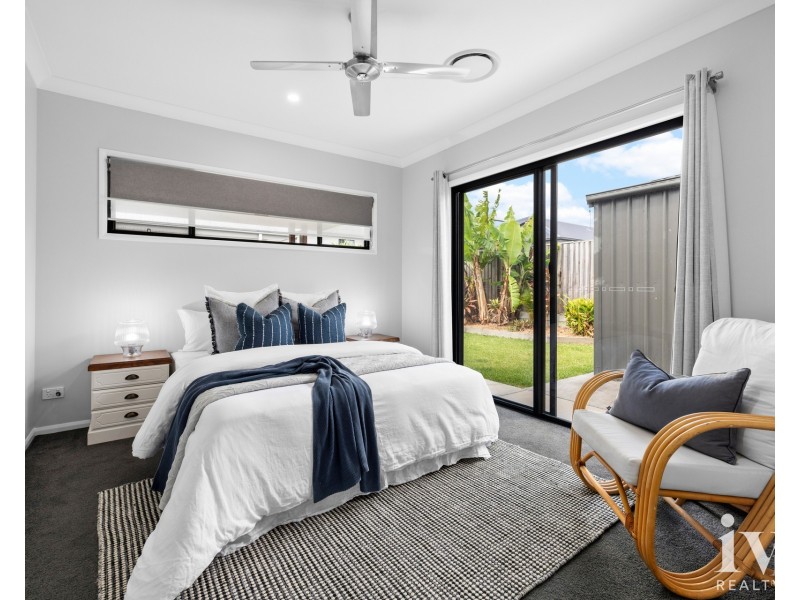 16  Mint Way, Helensvale QLD 4212