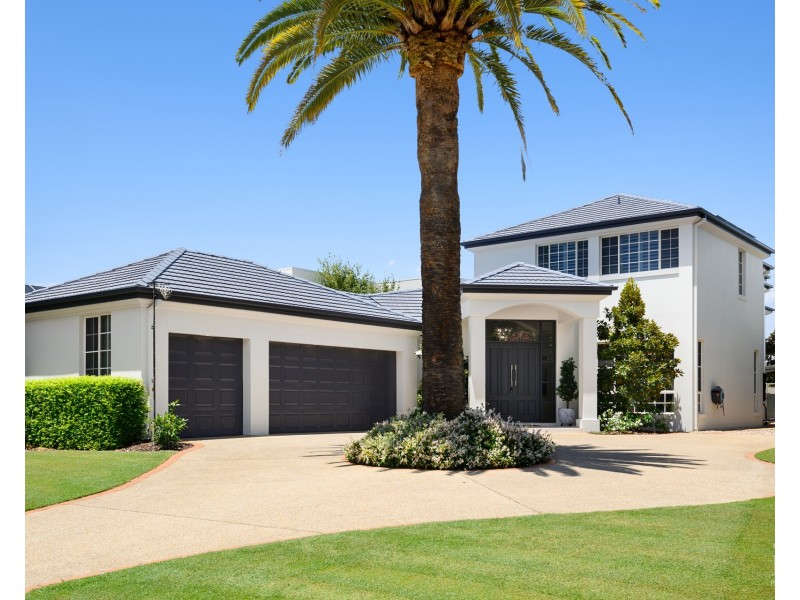 8037 Key Waters, Sanctuary Cove QLD 4212