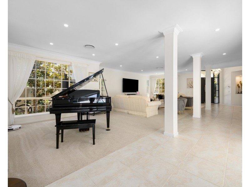 8037 Key Waters, Sanctuary Cove QLD 4212