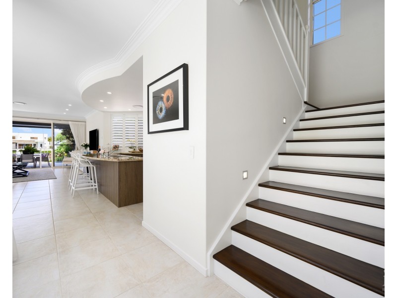 8037 Key Waters, Sanctuary Cove QLD 4212