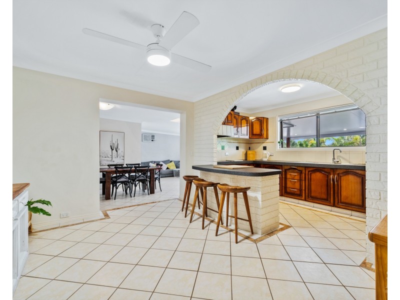 62 Coleman Crescent, Springwood QLD 4127
