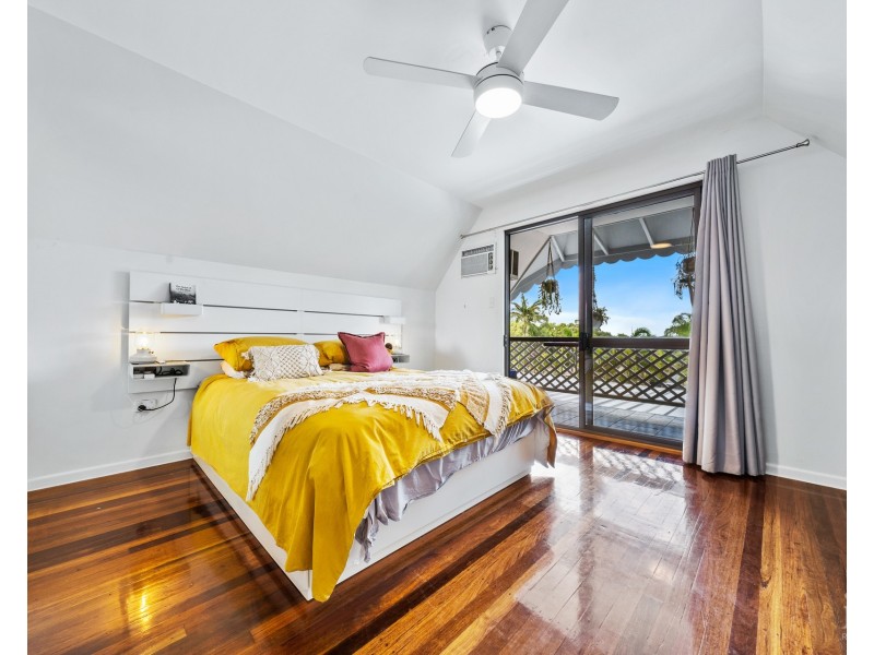 62 Coleman Crescent, Springwood QLD 4127