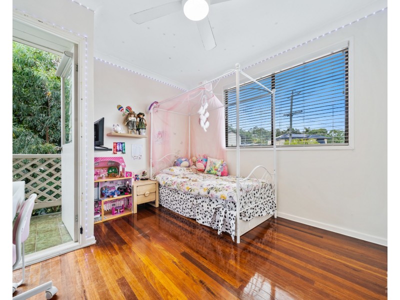 62 Coleman Crescent, Springwood QLD 4127