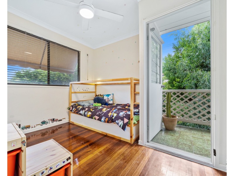 62 Coleman Crescent, Springwood QLD 4127