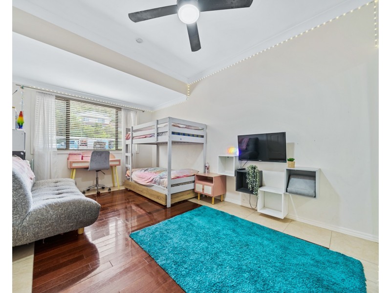 62 Coleman Crescent, Springwood QLD 4127