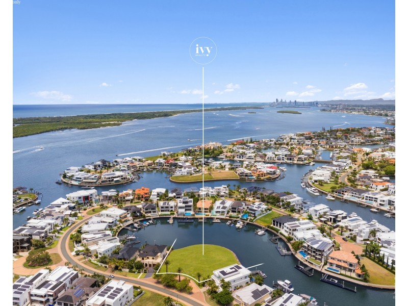 15-19 Royal Albert Crescent, Sovereign Islands QLD 4216