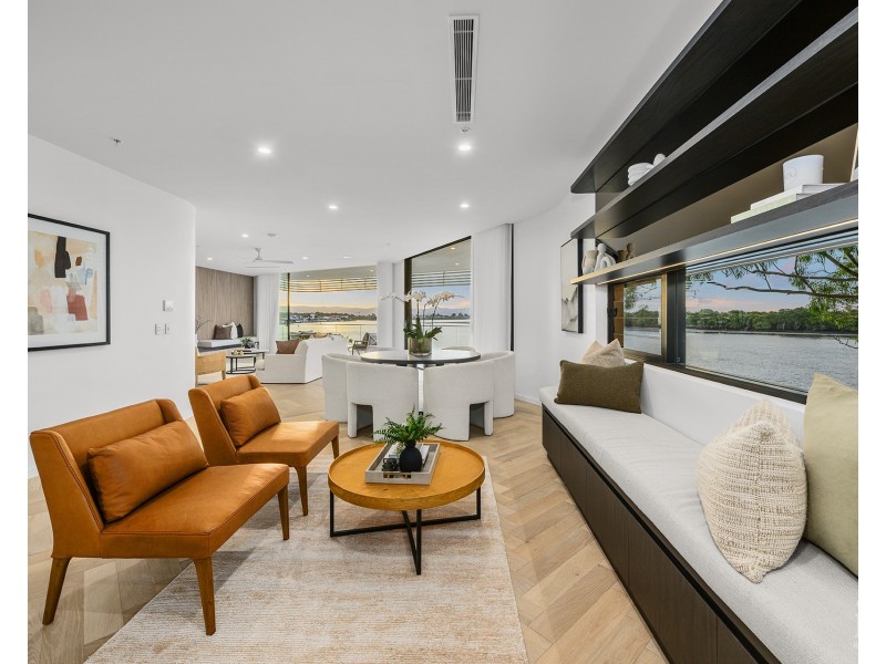 3/4 Paradise Parade, Paradise Point QLD 4216
