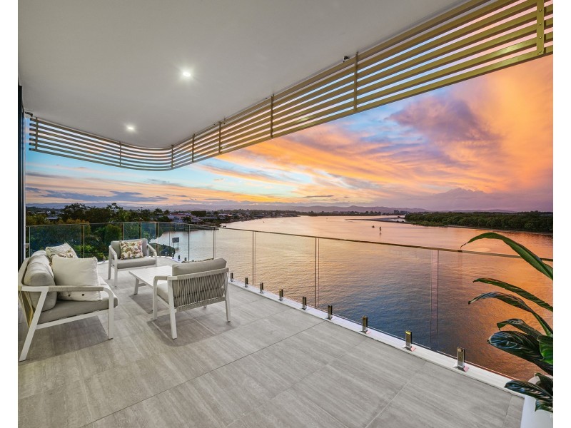 3/4 Paradise Parade, Paradise Point QLD 4216