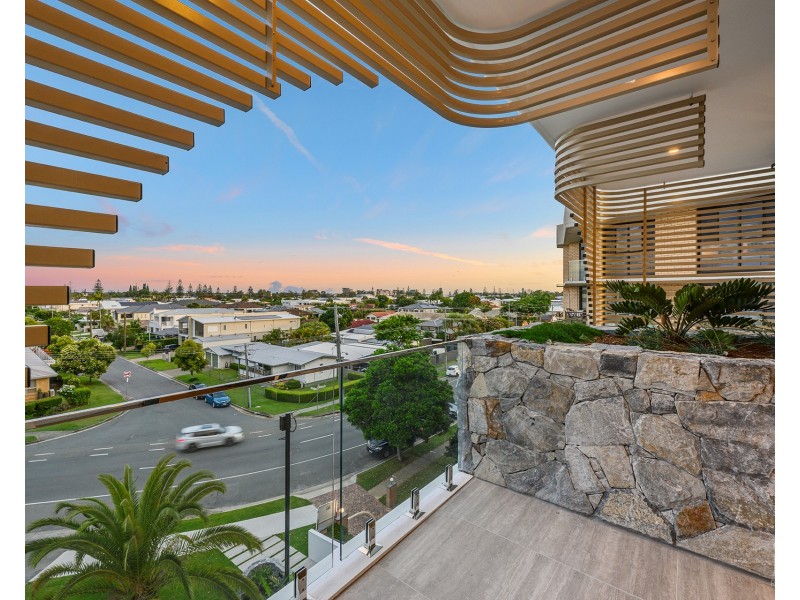 3/4 Paradise Parade, Paradise Point QLD 4216