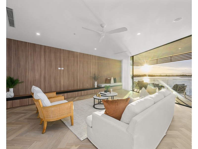 3/4 Paradise Parade, Paradise Point QLD 4216