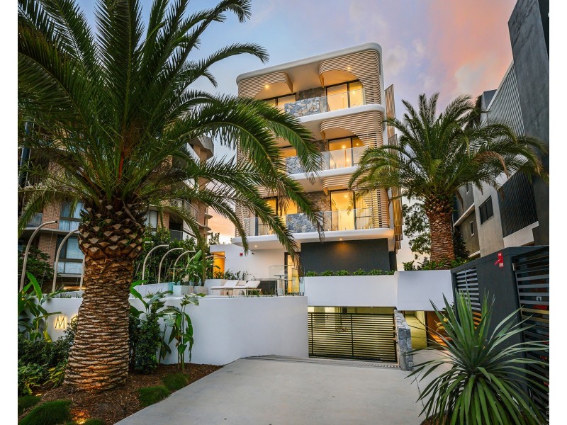 3/4 Paradise Parade, Paradise Point QLD 4216