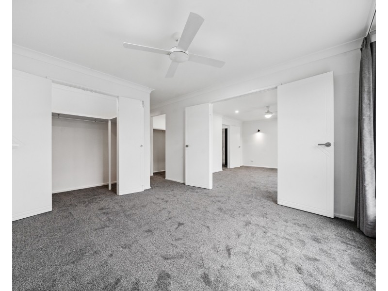 3 Doveton Crescent, Mount Warren Park QLD 4207