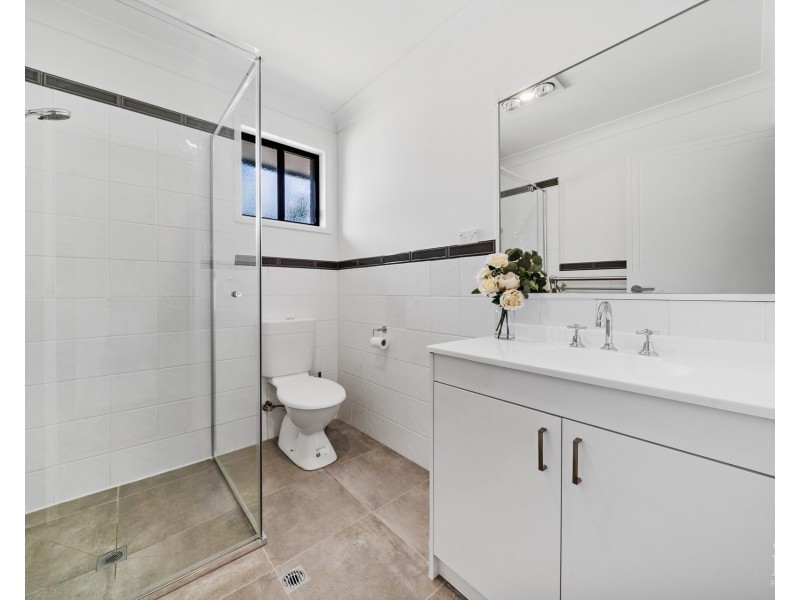 3 Doveton Crescent, Mount Warren Park QLD 4207