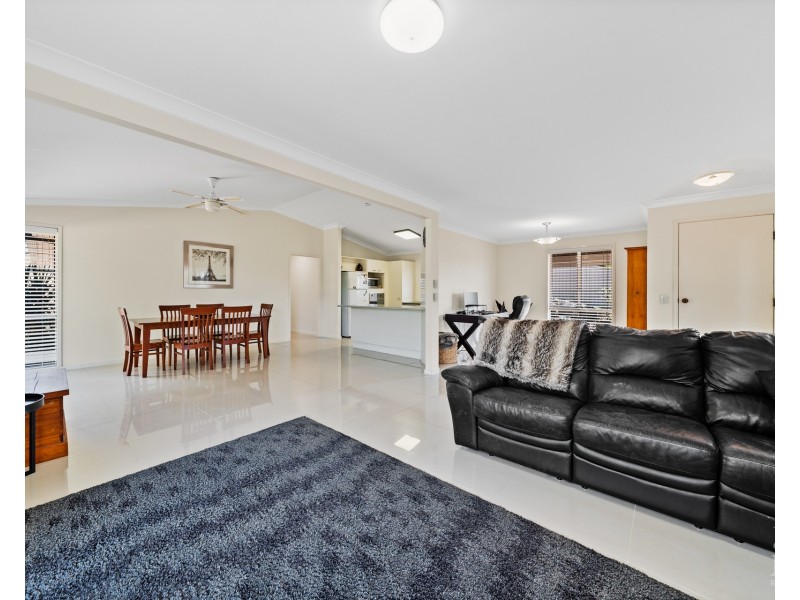 34 Quinton Court, Mount Warren Park QLD 4207
