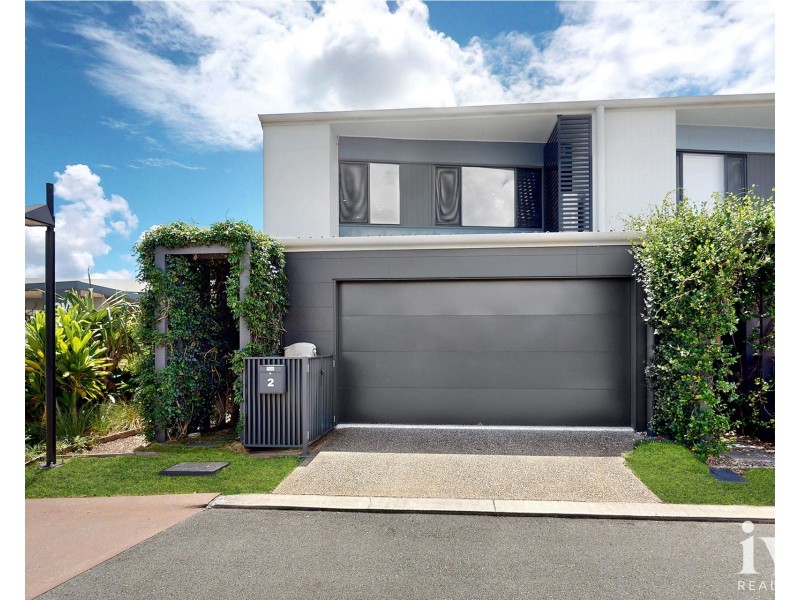 2 Promenade Circuit, Hope Island QLD 4212