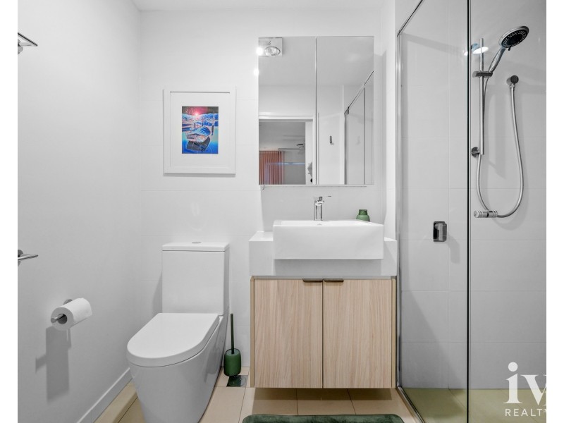 2 Promenade Circuit, Hope Island QLD 4212