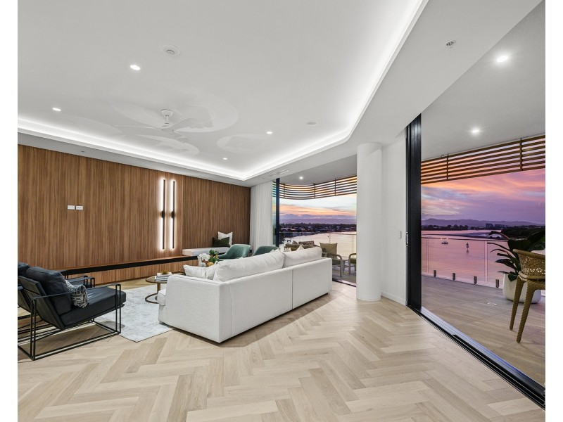 4/4 Paradise Parade, Paradise Point QLD 4216