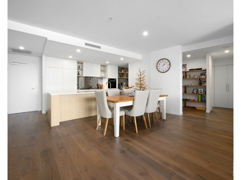 1703/6 Sickle Avenue, Hope Island QLD 4212