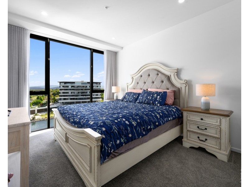 1703/6 Sickle Avenue, Hope Island QLD 4212