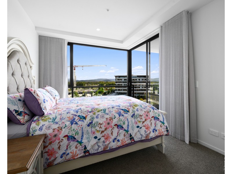 1703/6 Sickle Avenue, Hope Island QLD 4212