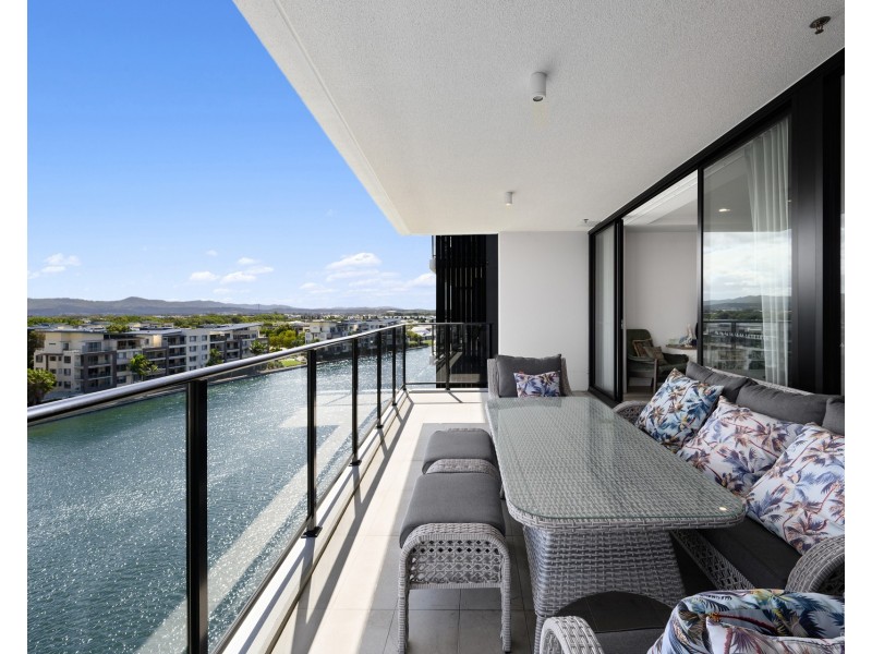 1703/6 Sickle Avenue, Hope Island QLD 4212