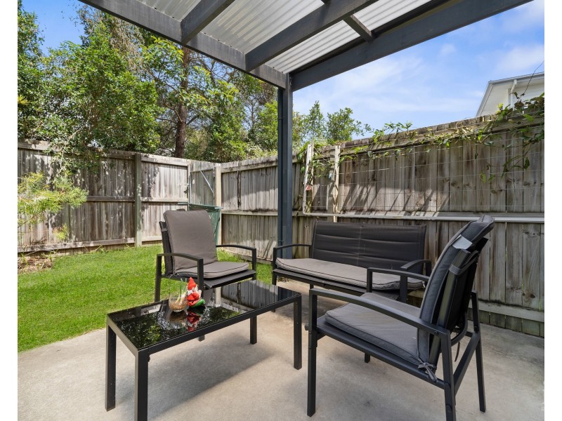 2/35 Chrome Drive, Pimpama QLD 4209