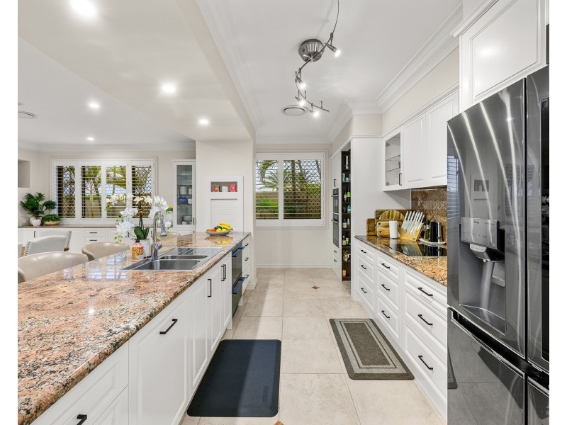 75  The Sovereign Mile, Sovereign Islands QLD 4216