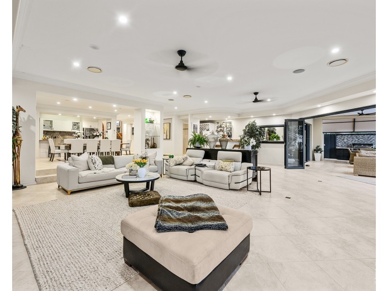 75  The Sovereign Mile, Sovereign Islands QLD 4216