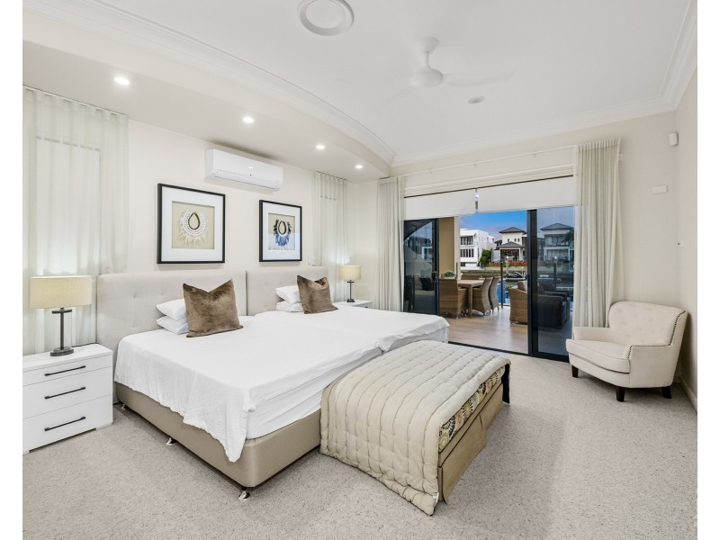 75  The Sovereign Mile, Sovereign Islands QLD 4216