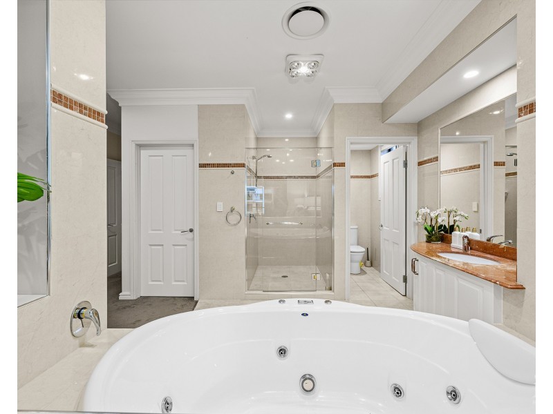 75  The Sovereign Mile, Sovereign Islands QLD 4216