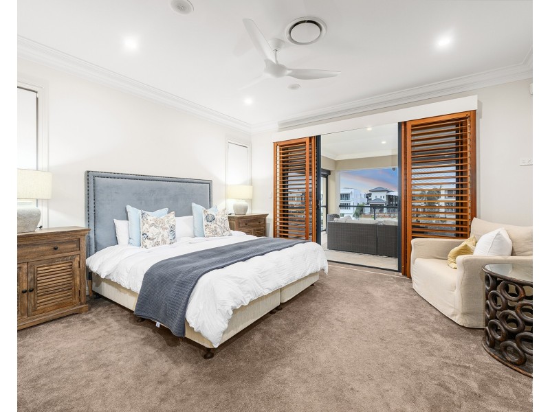 75  The Sovereign Mile, Sovereign Islands QLD 4216