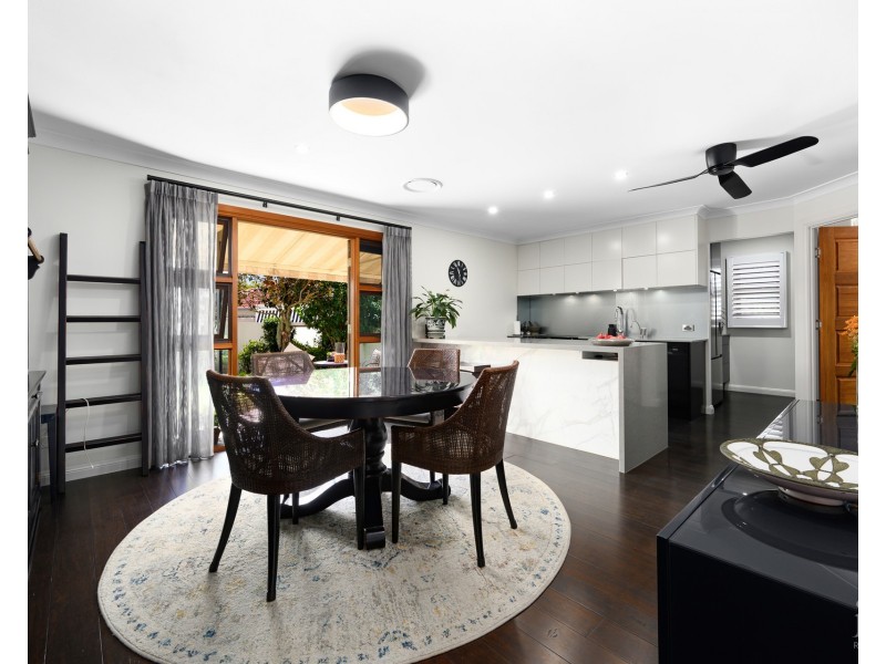 1608 Richmond Court, Hope Island QLD 4212