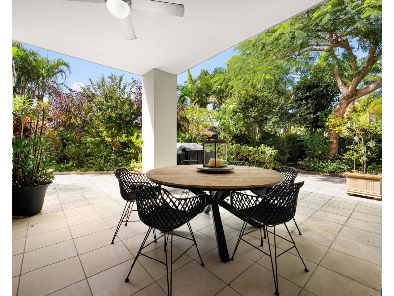 1608 Richmond Court, Hope Island QLD 4212