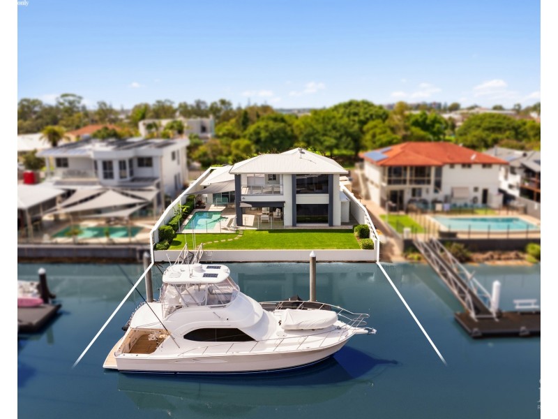 48 Lindsay Parade, Paradise Point QLD 4216