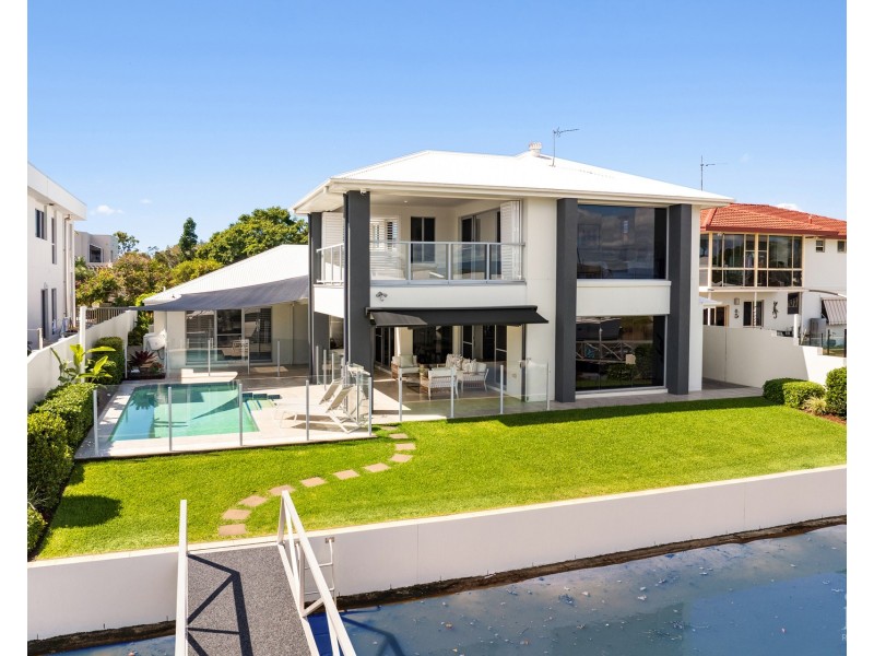 48 Lindsay Parade, Paradise Point QLD 4216