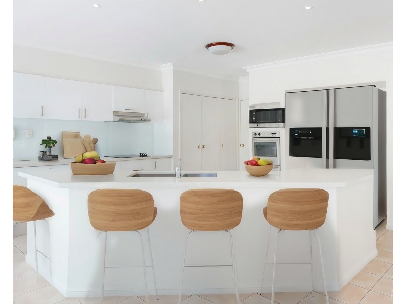 3146 Riverleigh Drive, Hope Island QLD 4212