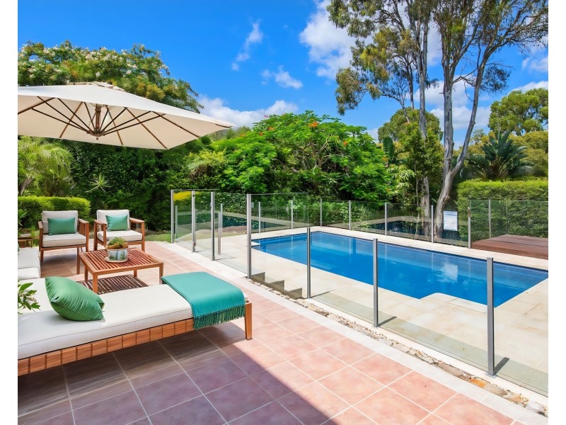 3146 Riverleigh Drive, Hope Island QLD 4212
