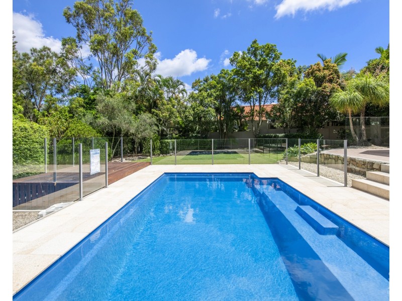 3146 Riverleigh Drive, Hope Island QLD 4212