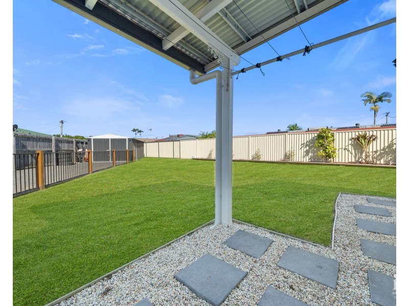 6  Hull Court, Mount Warren Park QLD 4207
