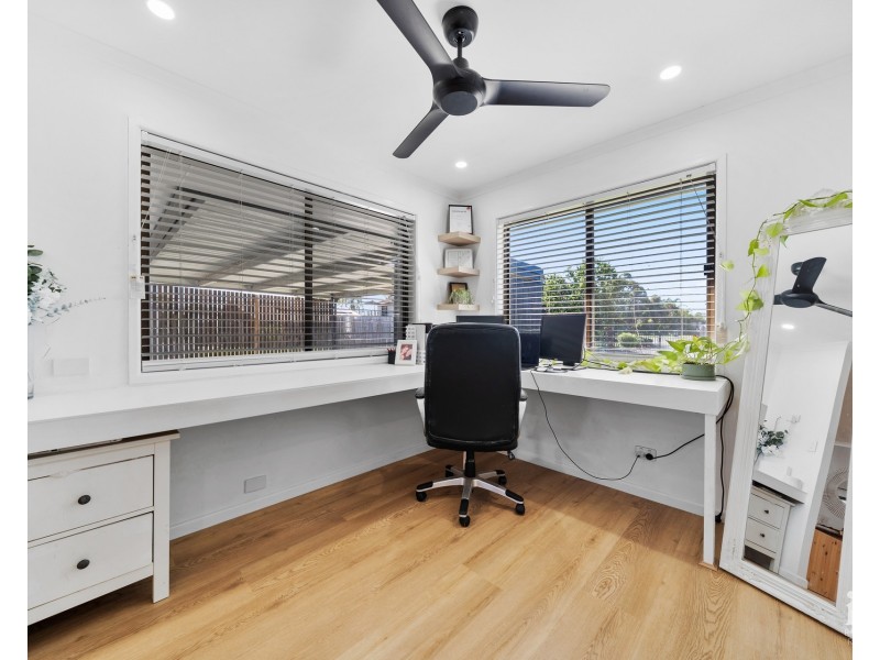 6  Hull Court, Mount Warren Park QLD 4207