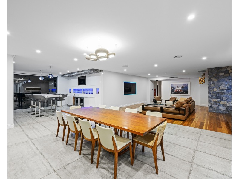 36 River  Cove Place, Helensvale QLD 4212