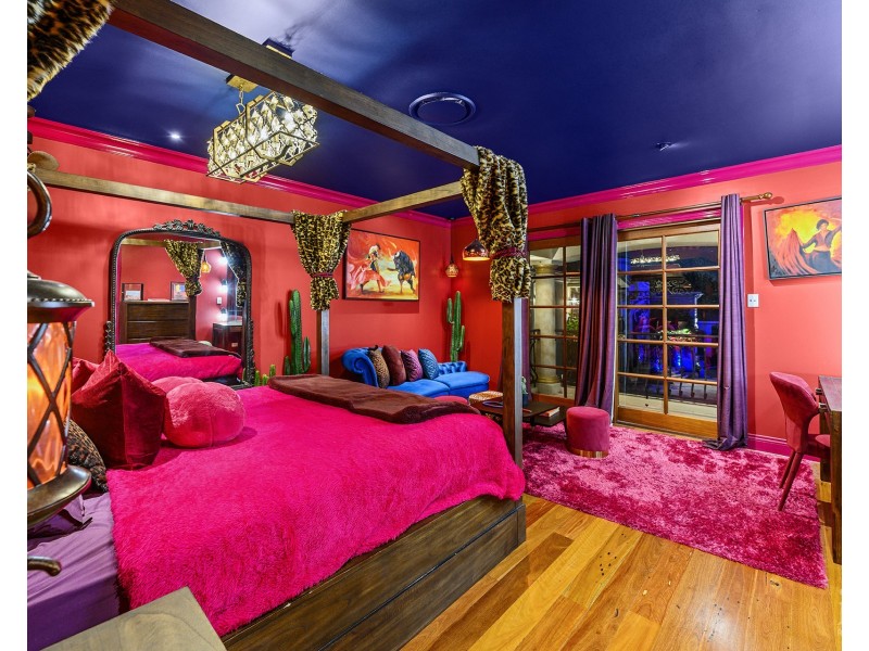 36 River  Cove Place, Helensvale QLD 4212