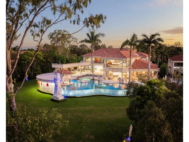 36 River  Cove Place, Helensvale QLD 4212