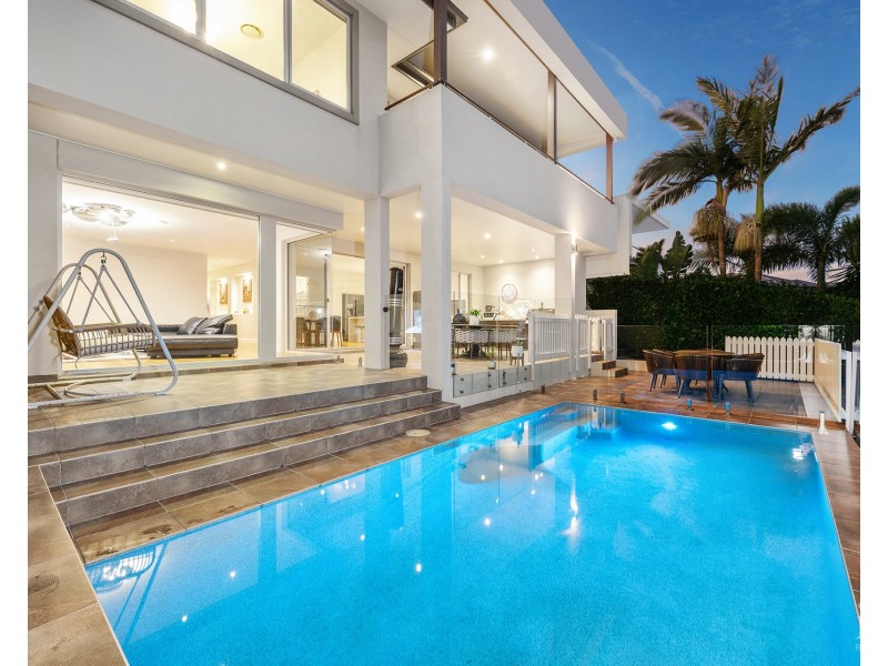 6177 Murten Court, Hope Island QLD 4212