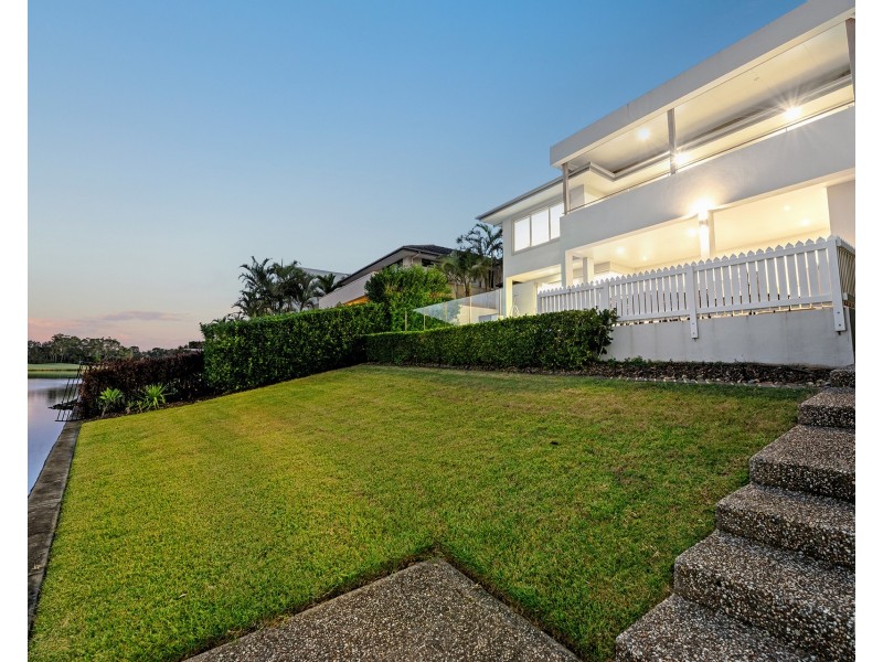 6177 Murten Court, Hope Island QLD 4212