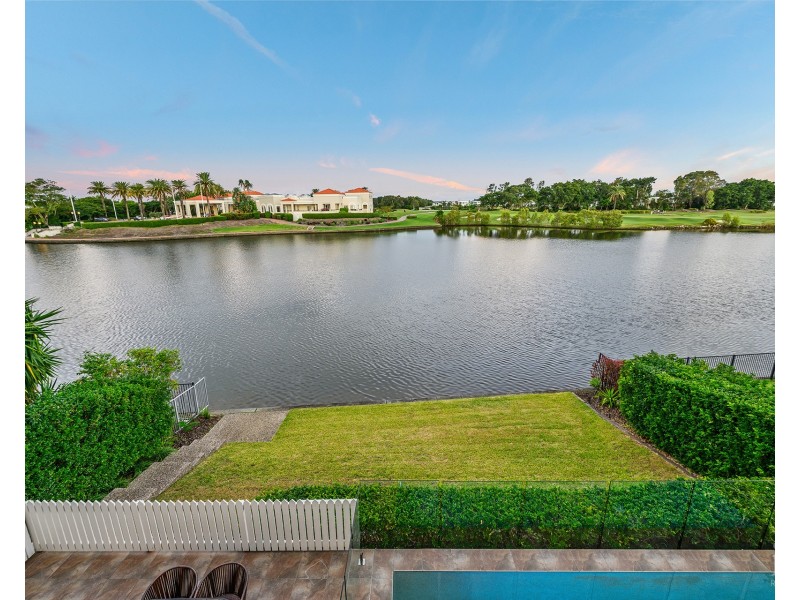 6177 Murten Court, Hope Island QLD 4212