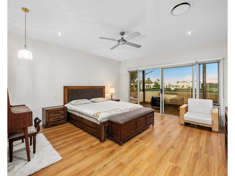 6177 Murten Court, Hope Island QLD 4212